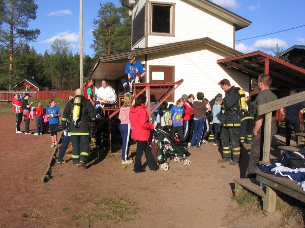 klikkaa ikkuna kiinni
